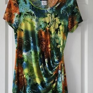 Size Medium. Eye-Catching Multicolor Draped Short-Sleeve Top